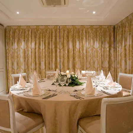 Stella Marina فندق 4*